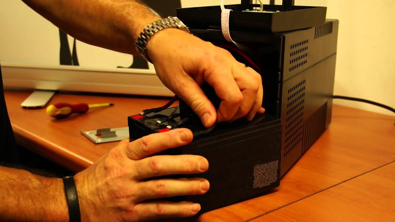 How to Change the batteries on a PowerShield Defender UPS YouTube
