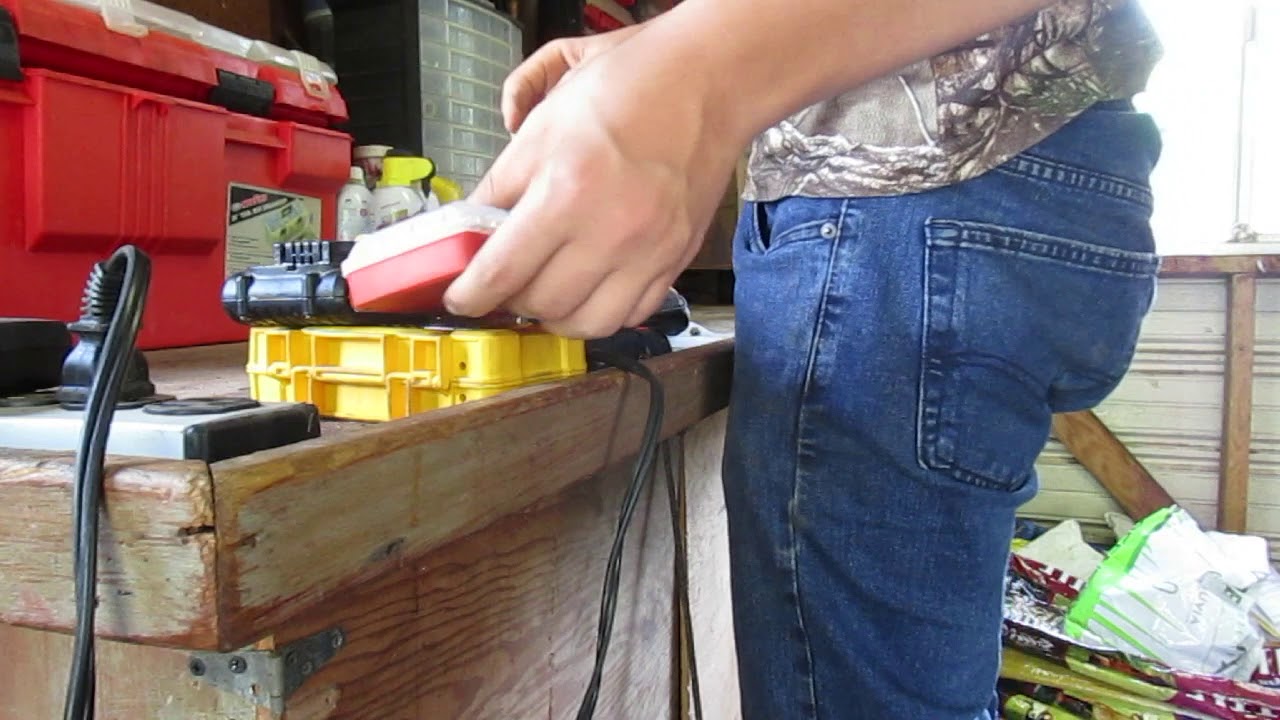 Cleaning some things up in the shed - YouTube