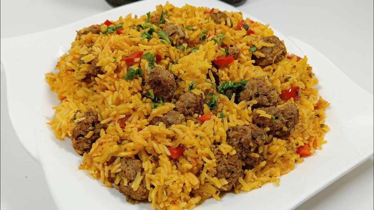 أرز مغربي بالكفتة  أسرع و ألذ طبق ممكن تحضريه في دقائق مع حيلة متخليهش يتعجن و يجي لذيذ