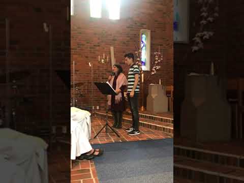 اجرای سرود پرستشی بره خدا توسط سارا سرهنگی و عباس حسینی