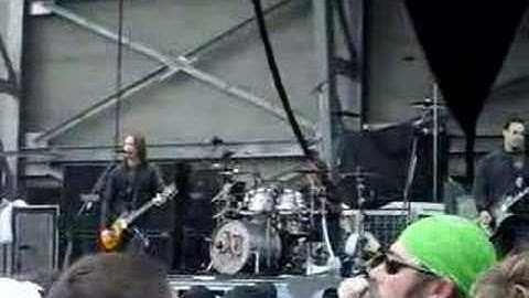 Alter Bridge - Buried Alive (chorus) (Rock on the Range)