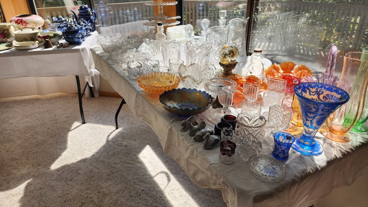 Estate Sale Filled with Antiques ~ Did I Find a Treasure?? Thrifting