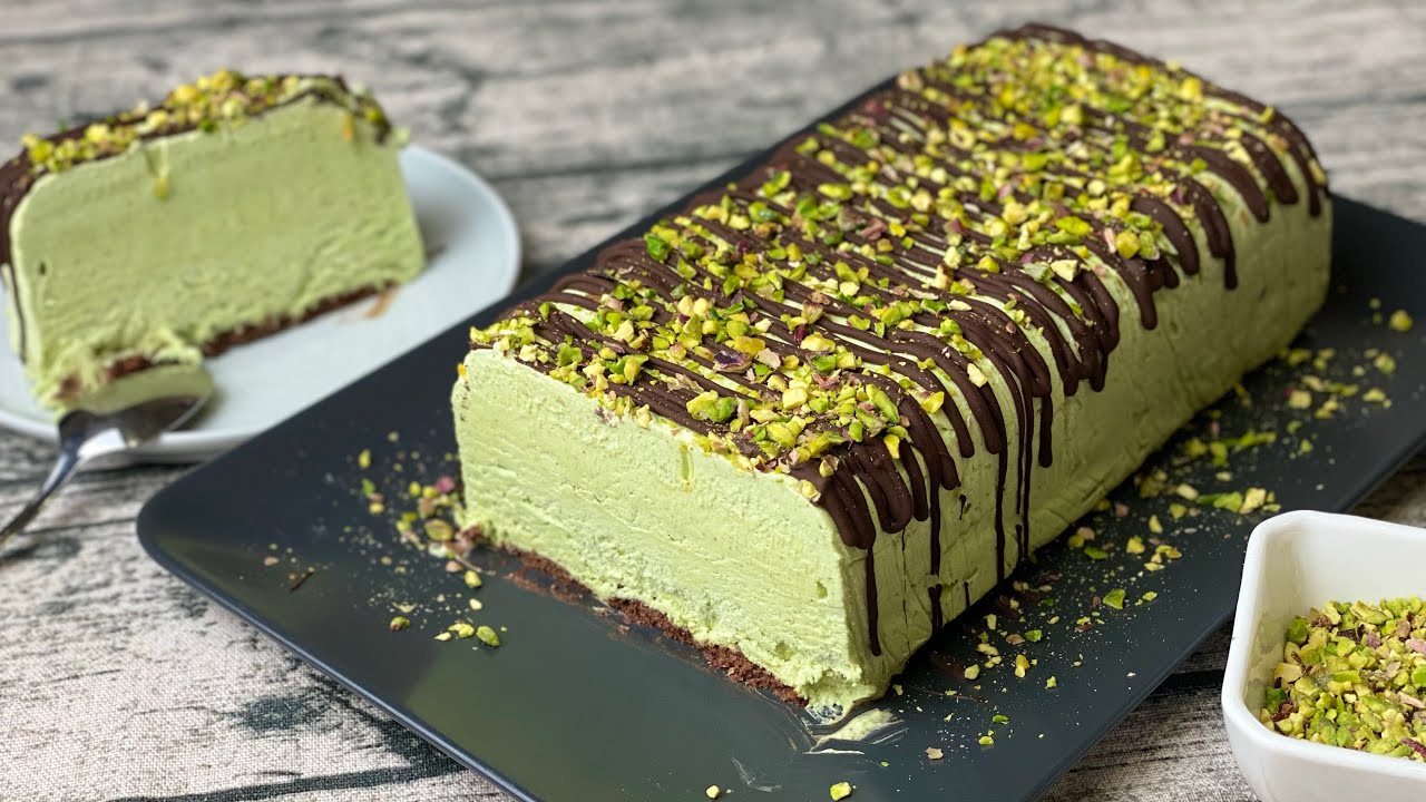 Tronchetto Gelato al Pistacchio