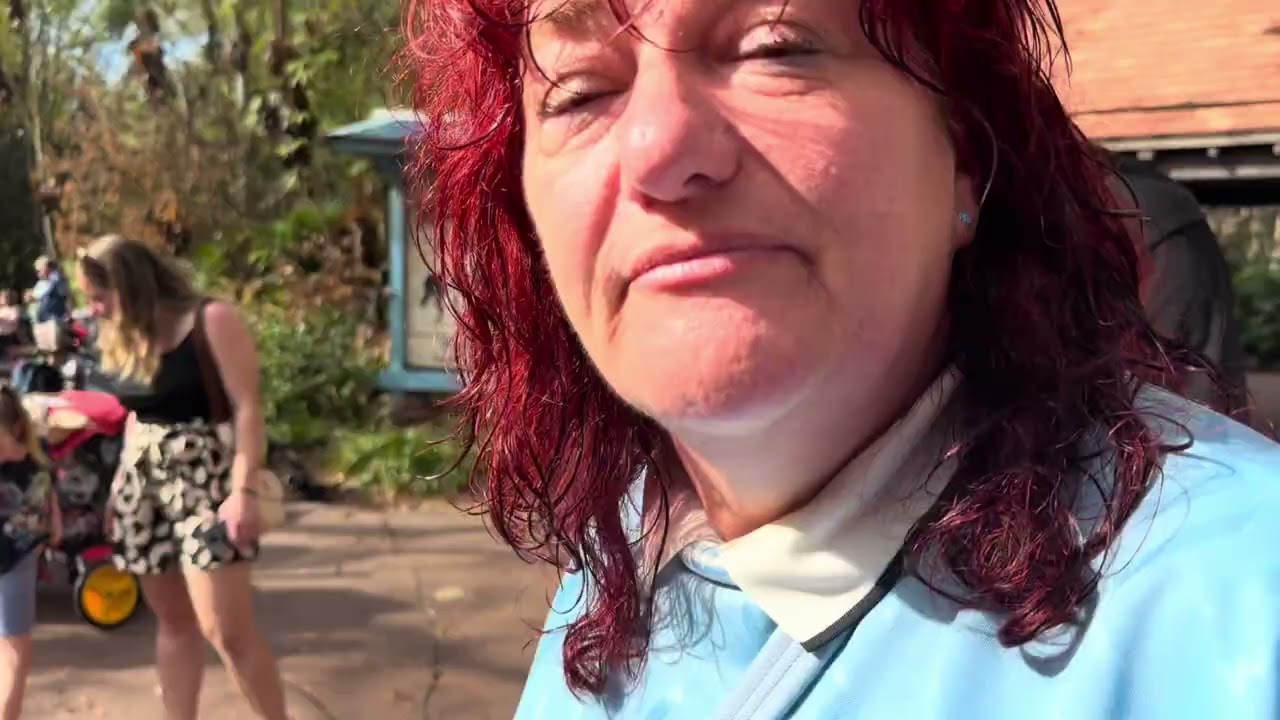 Sprint cars finished, spot of fun and fishing, oh and some rude inbetweeners 🙈