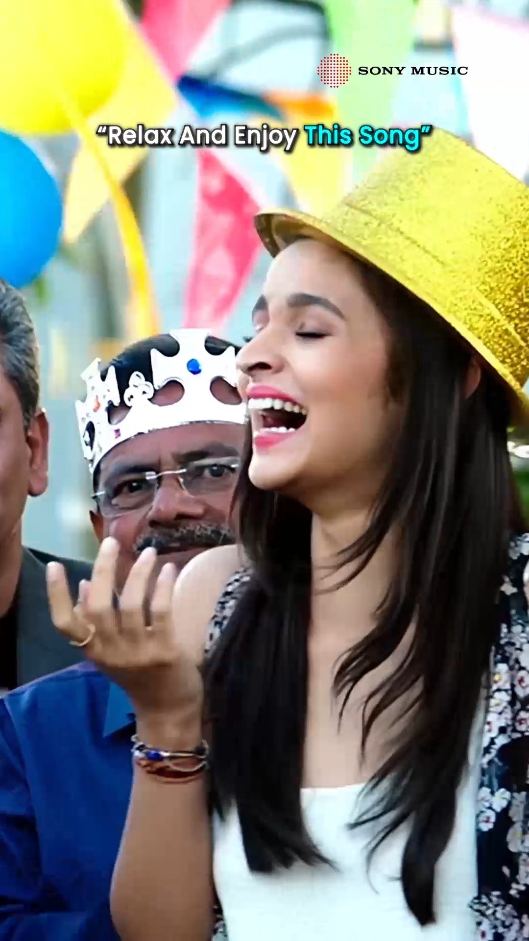 Emotions, love, and a little bit of madness! ? #buddhusamann #aliabhatt #sidharthmalhotra #fawadkhan