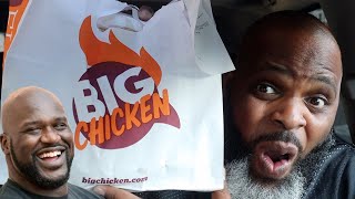 Reviewing Food At Shaq's BIG CHICKEN Restaurant | SMASH or PASS?