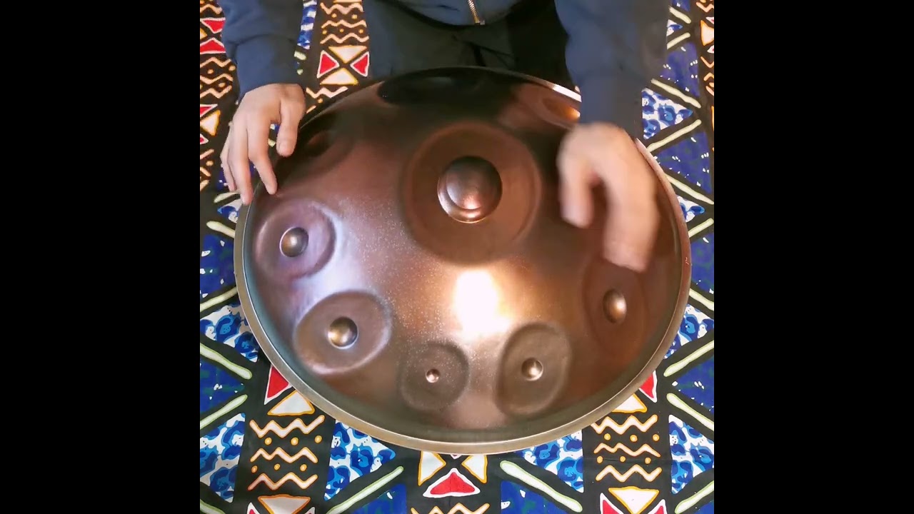 Onda Handpan - D Aegian ember steel