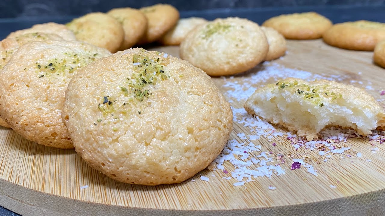 coconut cookie How to make a delicious cookie without flour 🥥🌴🥥🌴 YouTube