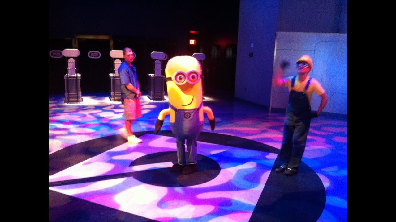 Minion dance party Universal Studios Despicable Me now open - YouTube