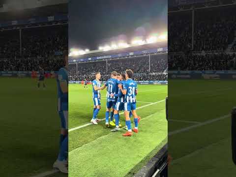 Celebración Abde Rebbach en su gol frente a la Real Sociedad #alaves