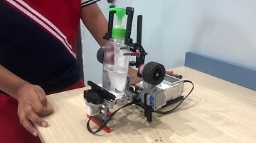 Automatic sanitizer dispenser LEGO mindstorms Ev3