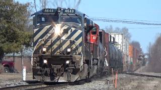 Awesome BC Rail Leader & Horn Action! Long Manifest Train CN 594 West rolling thru Petitcodiac, NB