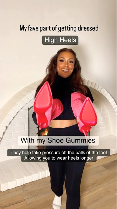 My fave part of getting ready is putting on heels! With my added comfort of @ShoeGummi