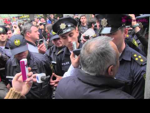 პრეზიდენტის შეხვედრა სტუდენტებთან აქციის პარალელურად