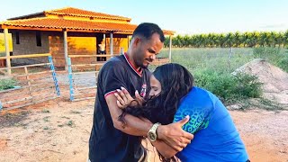   Ela Marcou um Encontro Pela Internet… Mas o Que Aconteceu Depois Virou um Verdadeiro Pesadelo