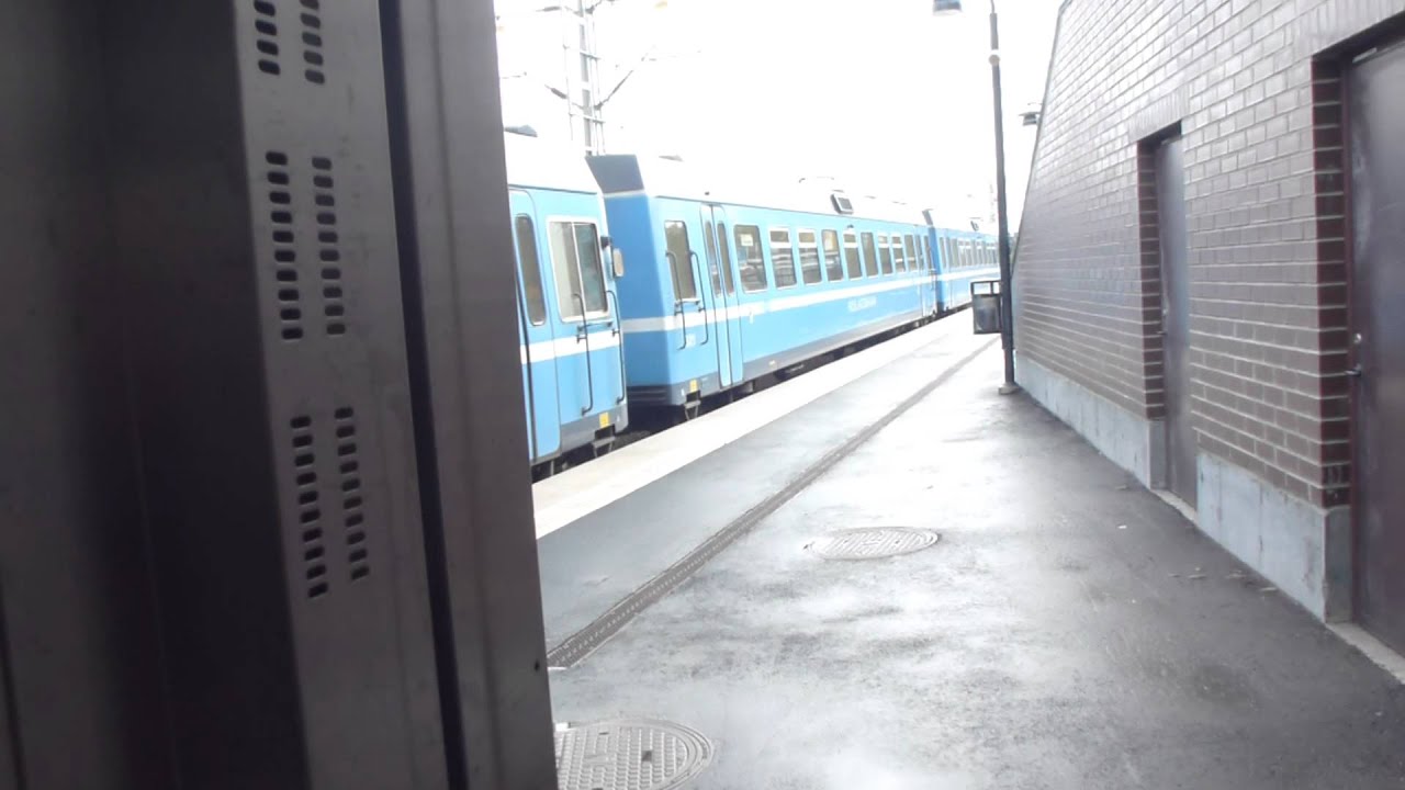 2x 2010 SMW MRL-Traction Elevators @ Universitetet Railway Station