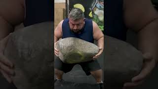 Сможет ли Блуд поднять камень в 70 килограмм?