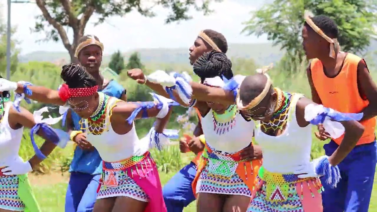 ISIGQI SOMSHADO || MAMA NGIYAVUMA || BERGVILLE