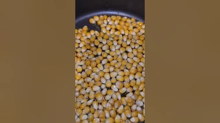 What makes Popcorn Pop? - Slow Motion Popping