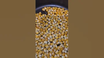 What makes Popcorn Pop? - Slow Motion Popping