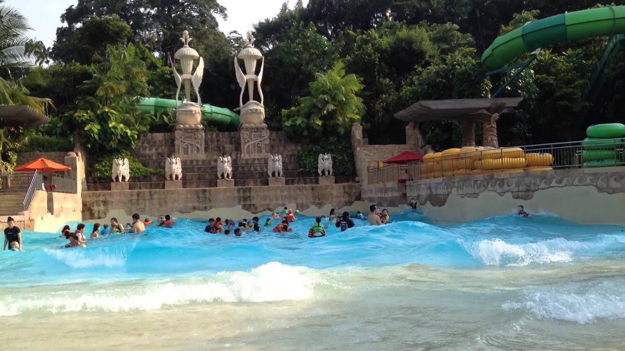 Adventure Cove WaterPark Water Themed Park in Sentosa RWS