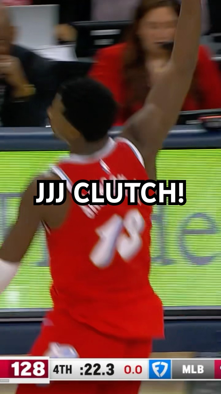 Jaren Jackson Jr. gets the clutch bucket!