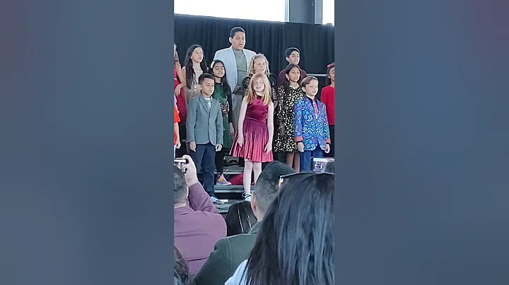 Let it Snow Christmas performance Dec 09 2022