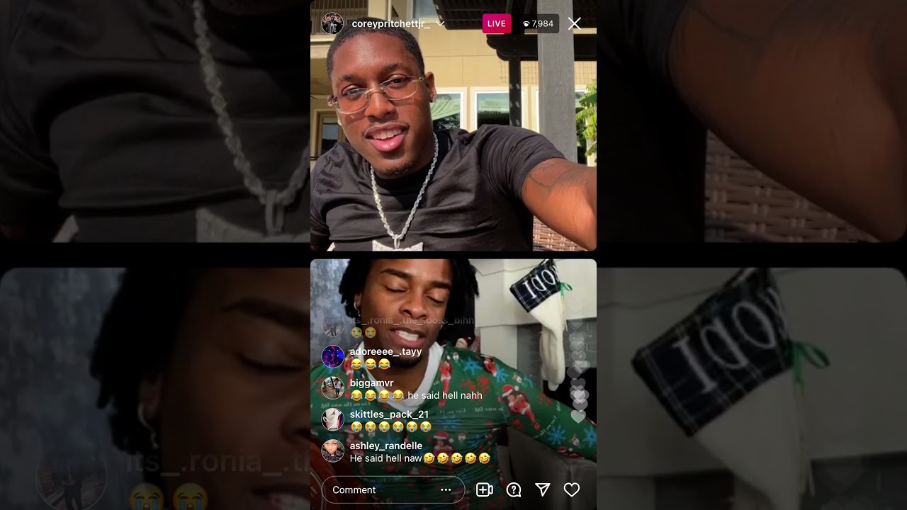 Zoie flirting with Corey on live 😂