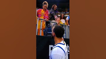 Handshake of Stephen and Riley Curry✊ #shorts #nba #stephencurry #rileycurry #basketball