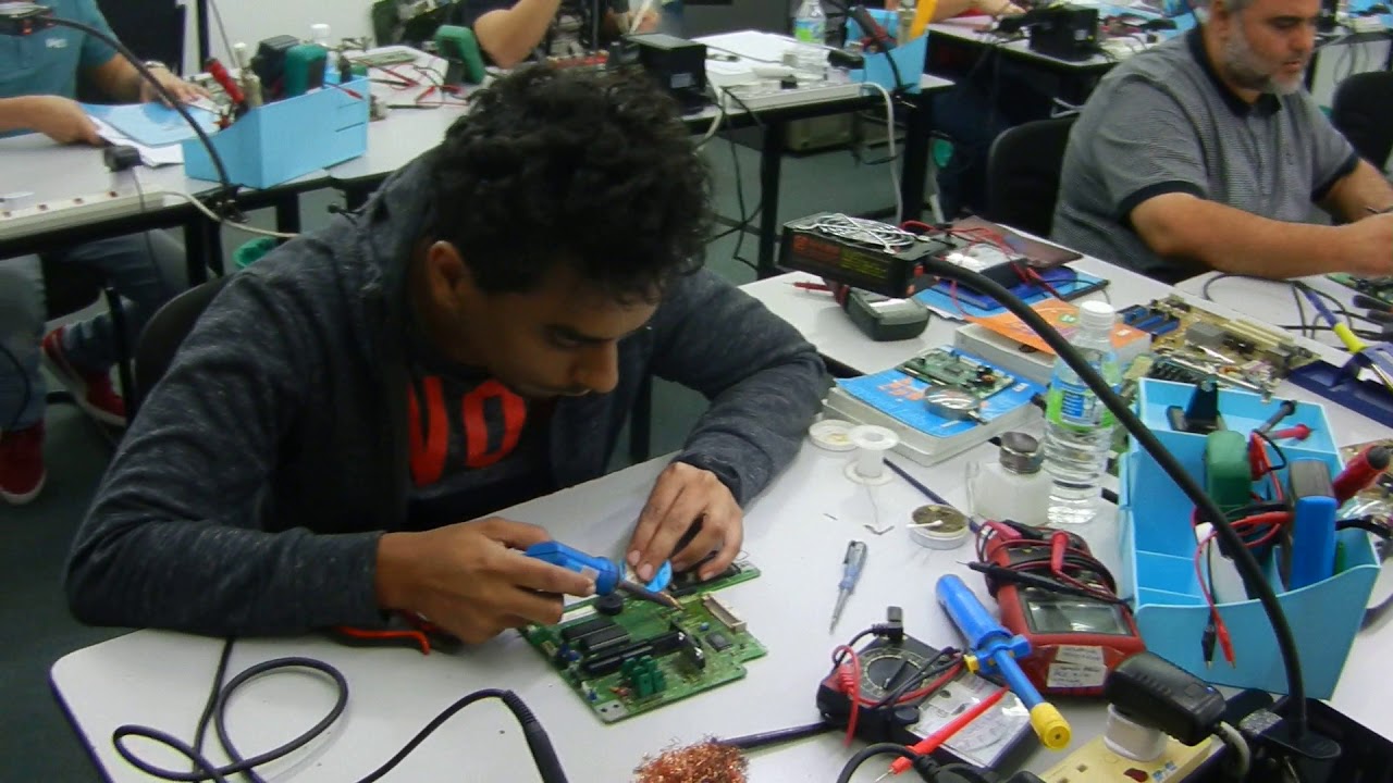 Advanced Electronics Repair Course - YouTube