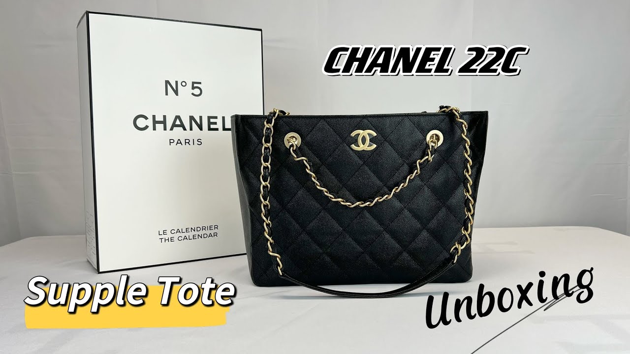 CHANEL 19 22C Black Lambskin Quilted Large Flap Bag