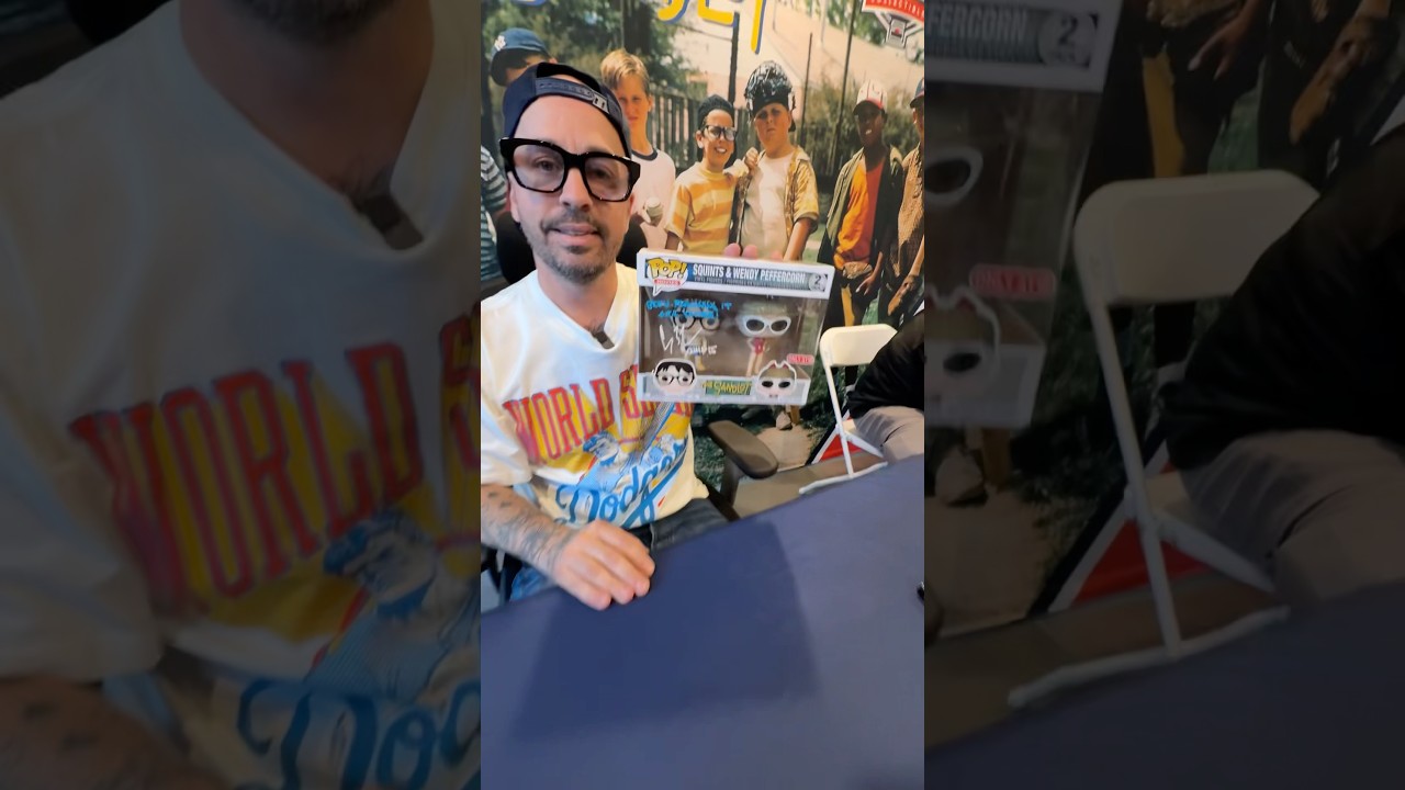 “Been planning it for years”. Such an iconic scene, after Squints kisses Peffercorn! 