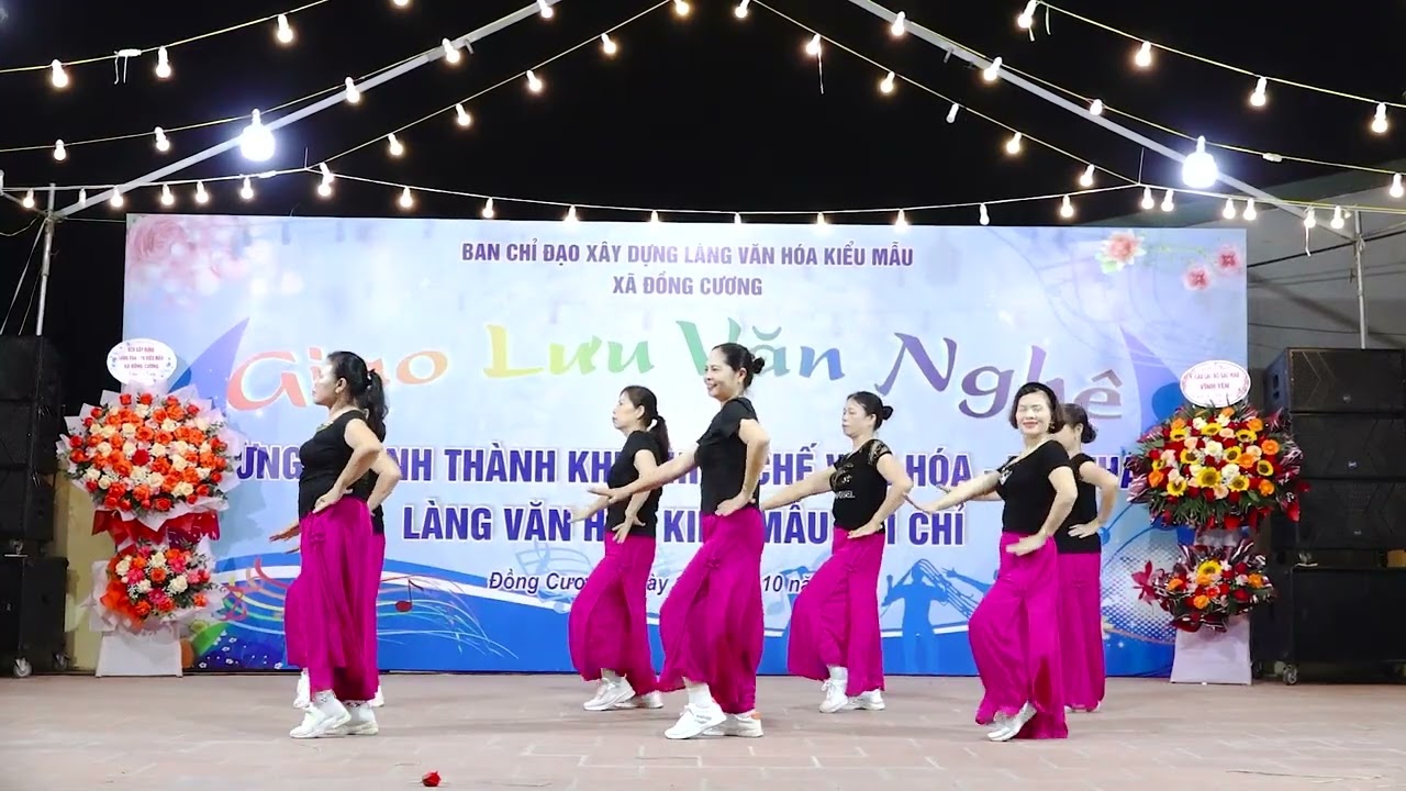 Nhảy dân vũ Ngày hạnh phúc