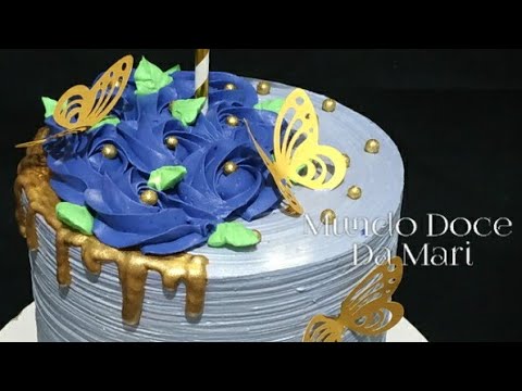 Bolo Com Calda Dourada Tema Maquiagem, Belíssima decoração com Tema  Maquiagem / completa passo a passo 🎥 Mais vídeos no :   By Mundo Doce  da Mari