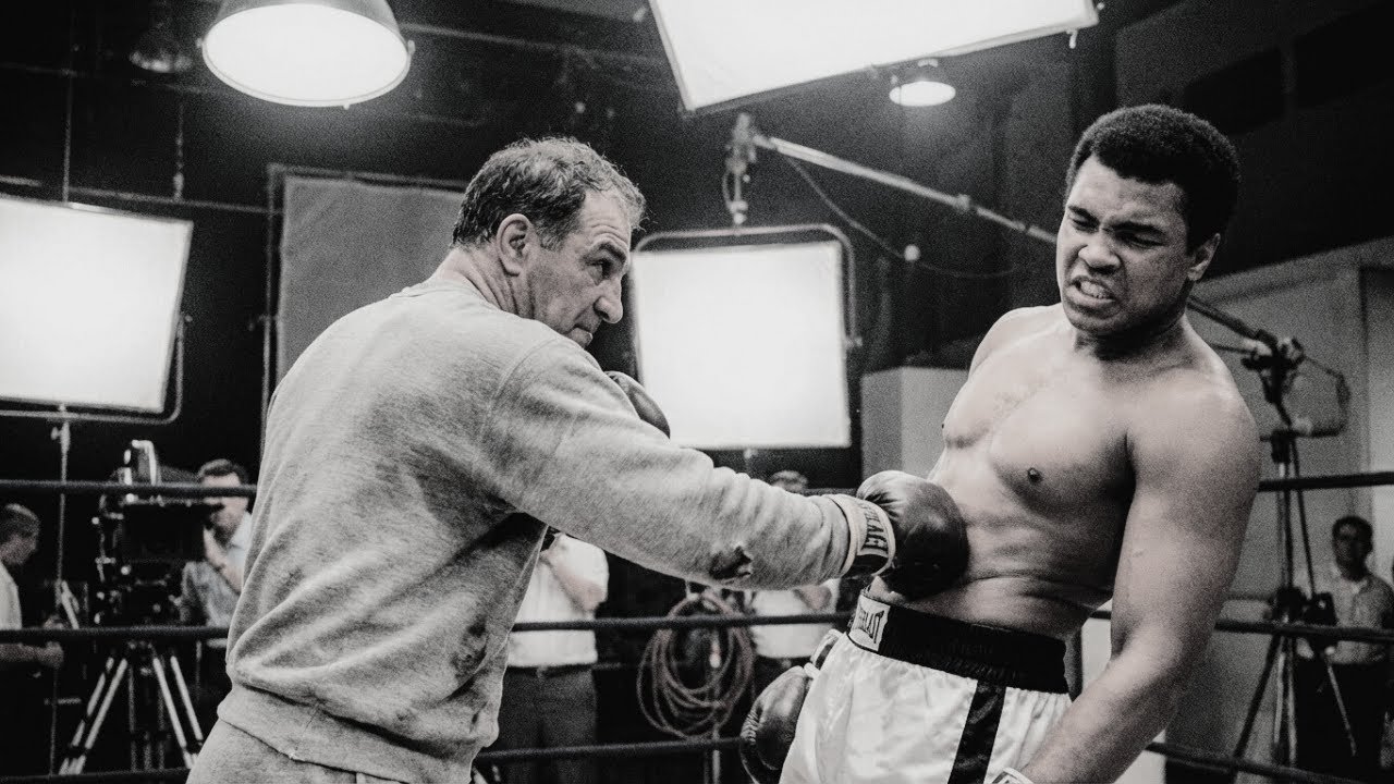 Ali Rky Muhammad Ali Told Rocky Marciano 'Hit Me' — 3 Seconds Later He Couldn't ...