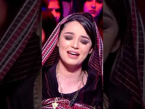 نوميديا لزول بحلي أمازيغي تونسي تؤدي أغنية المطرب الراحل معطوب لوناس