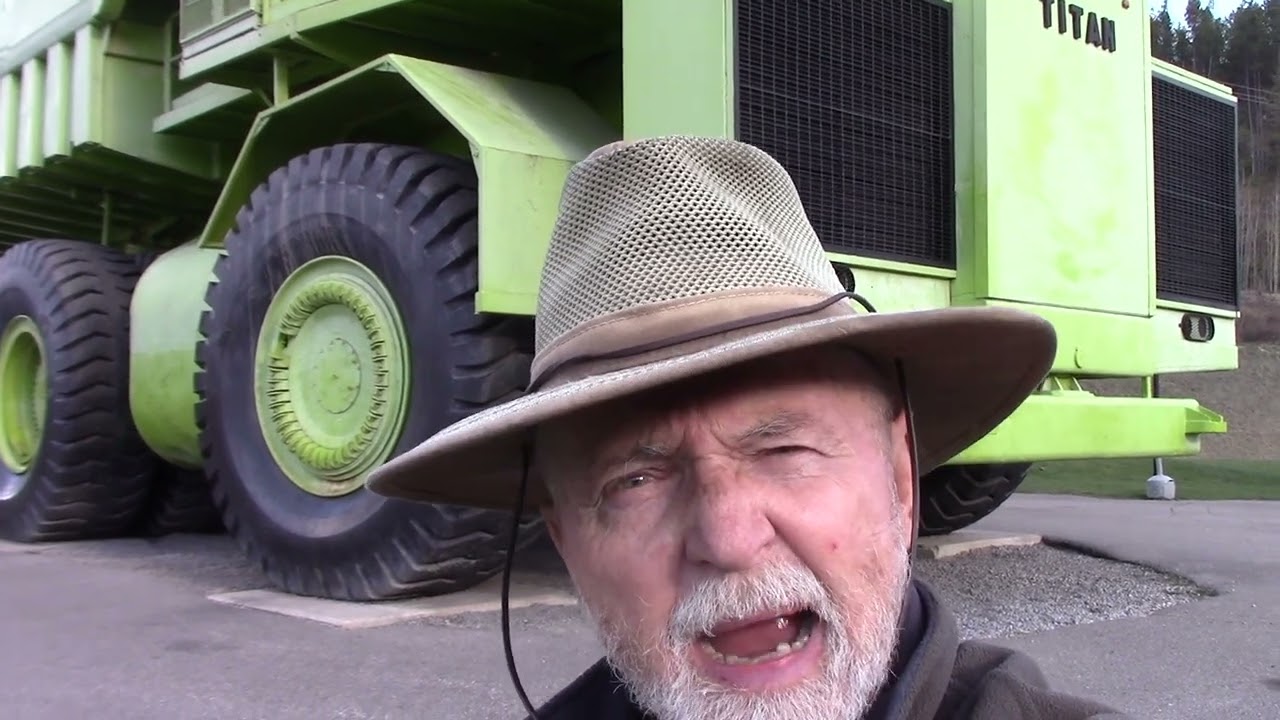 1 of 2 - - B.C.'s Scenic Crowsnest Highway