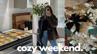 COZY WEEKEND AT HOME | wrapping presents, baking cookies &amp; zara haul