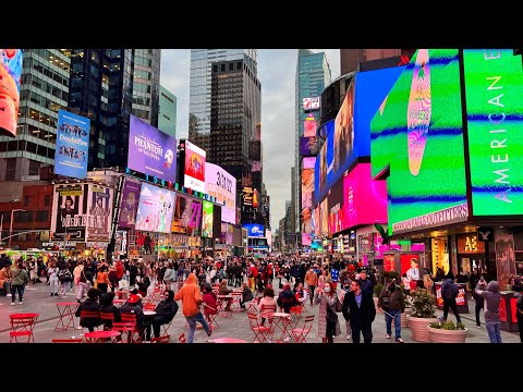 NYC LIVE Midtown Manhattan, Times Square, Bryant Park & Grand Central Terminal (April 19, 2022)