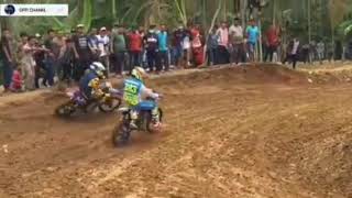 Story wa grasstrack