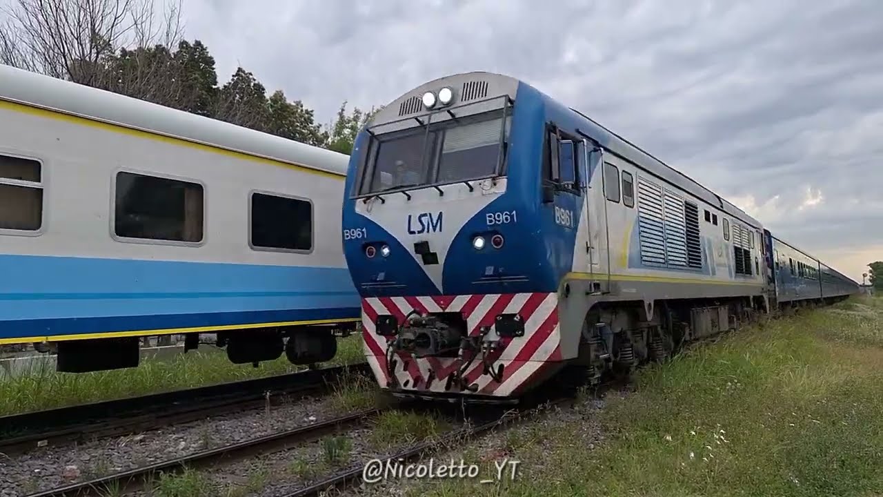 Tren a Junín del Ferrocarril San Martín.