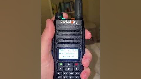 Using a gd-77 for local (analog)and world wide (digital) calls , ham radio ftw