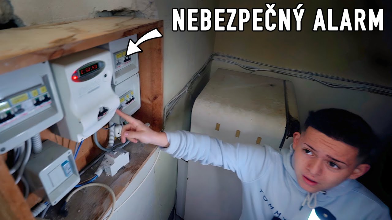 SPUSTILI JSME NEBEZPEČNÝ ALARM! - Opuštěná honosná vila v Itálii