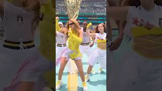 WORLD CUP VIBES! ⚽️ La Reina del fútbol #Shakira #Shorts