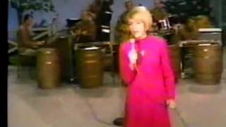 Jeannie Seely Sings "Mr. Record Man"