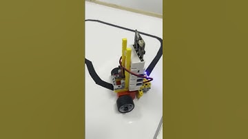 Construye un siguelínea con Nezha programando con MakeCode tu placa microbit y elige la velocidad.