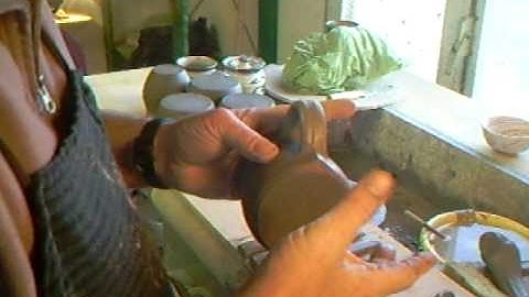 SIMON LEACH - Handling  the mugs !!