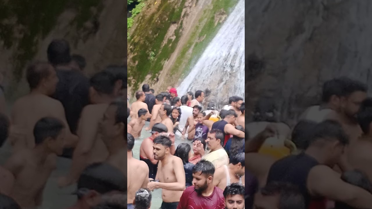 Kempty Fall Mussoorie (1)