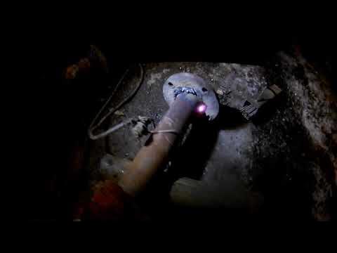 Как приварить старый фланец 89 мм к трубе 76 мм - YouTube