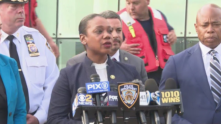 NYPD, FDNY, mayor give update after boat capsizes